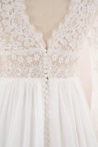 scalloped lace neck bridal dress