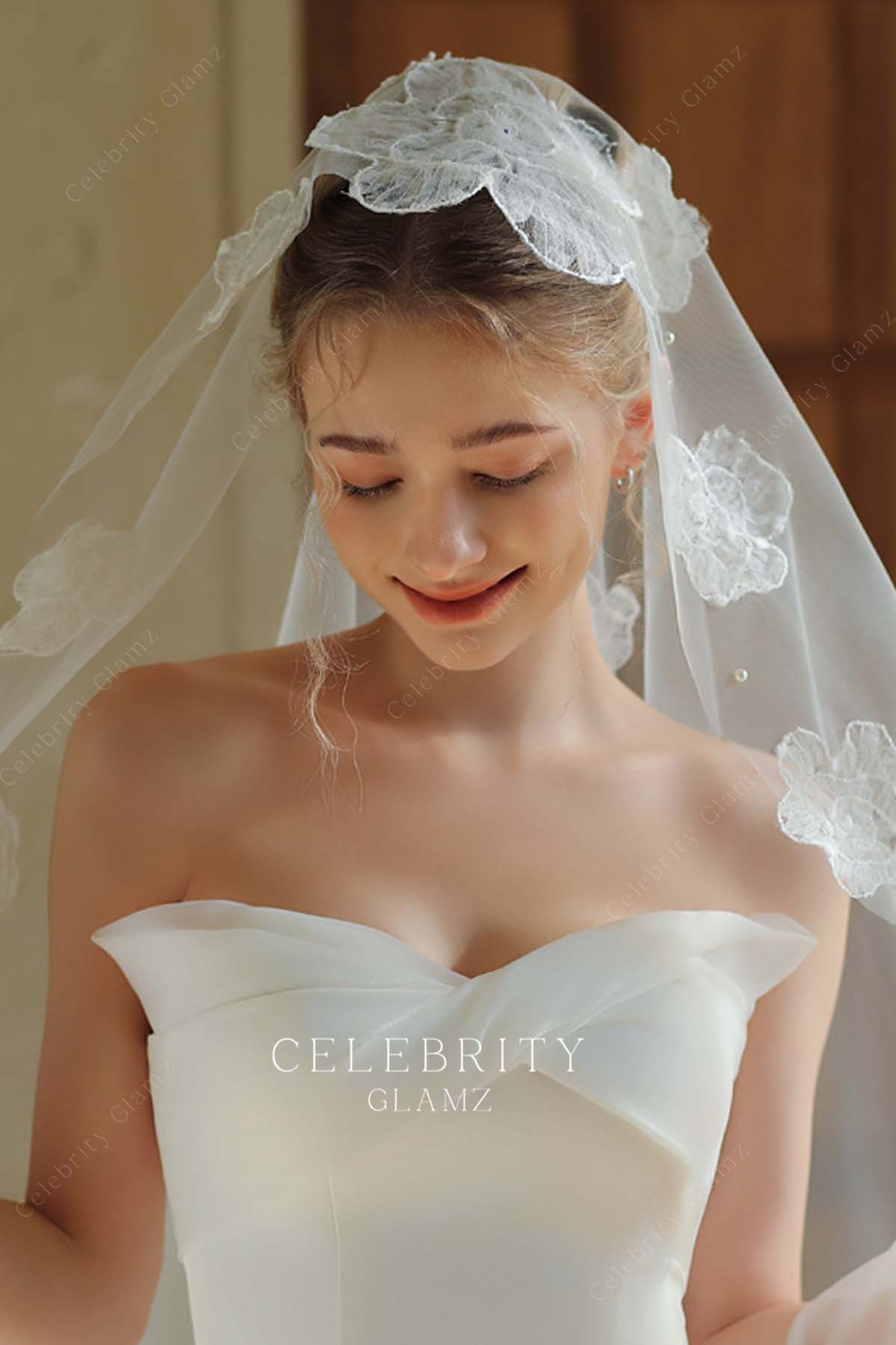 single tier tulle bridal veil 