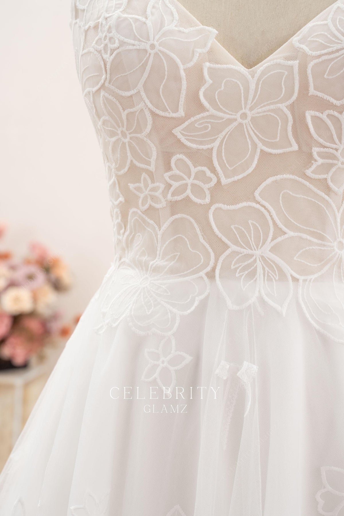 visible bonging lace wedding dress